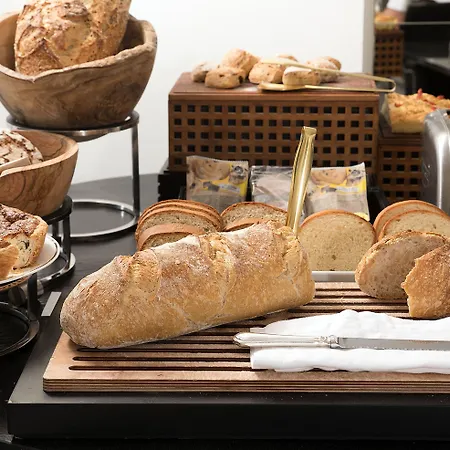 Отель Franca Позитано