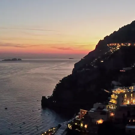 Отель Franca 5*